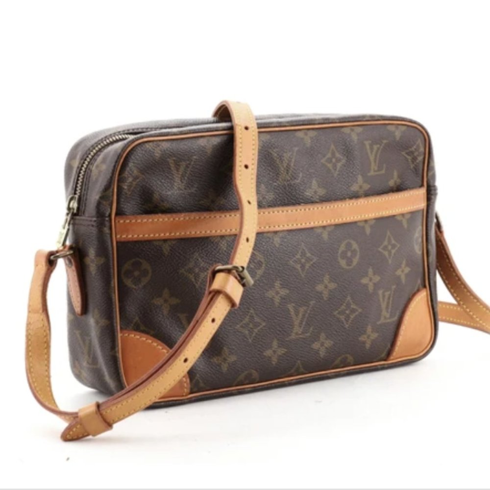 AUTHENTIC LOUIS VUITTON TROCADERO MONOGRAM 27 BAG